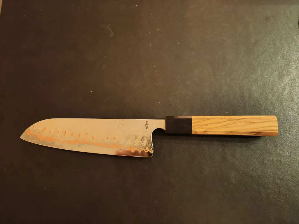 Santoku koperdamast